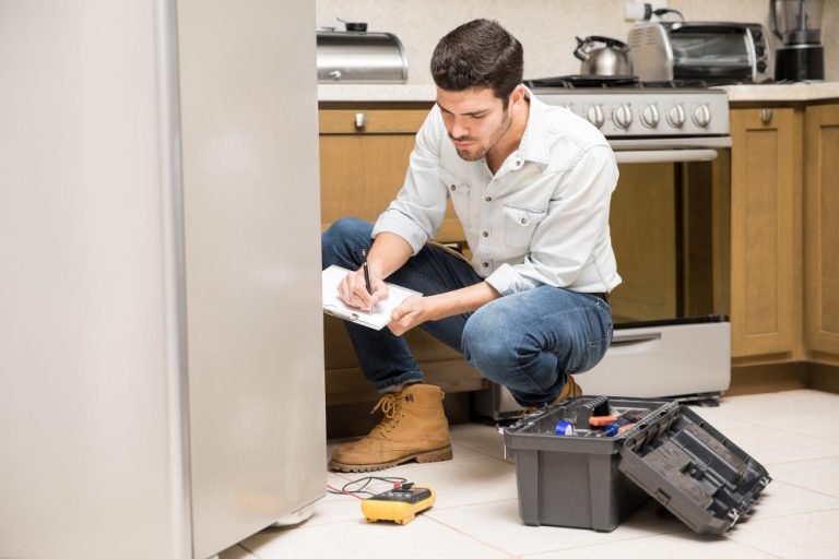 Fridge Repair Technicians In Abbotsford
